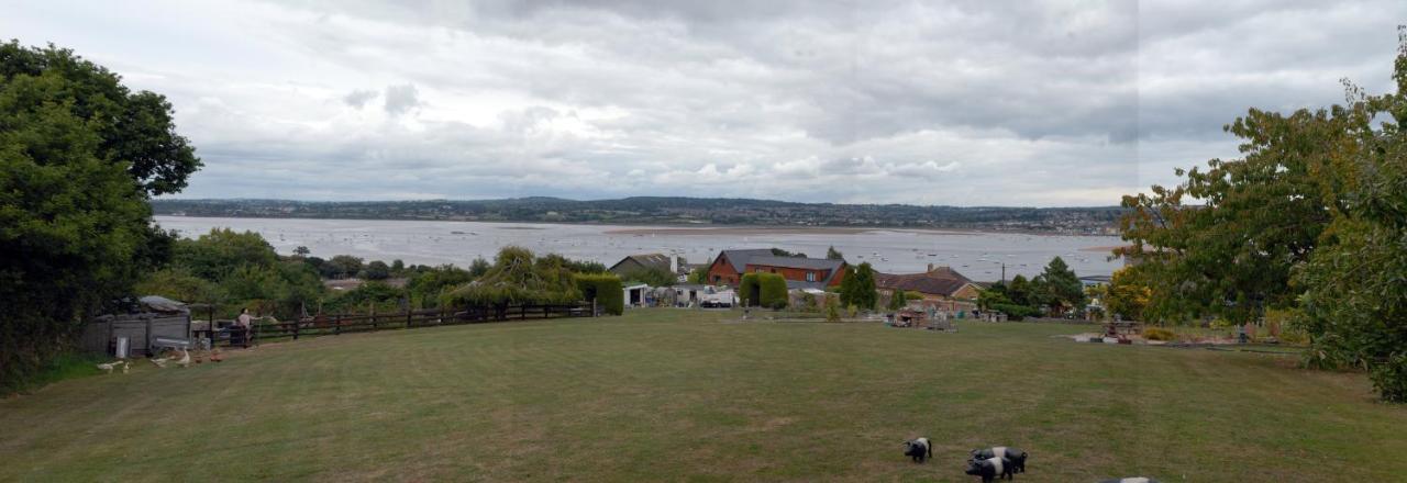 Violet Mays Retreat Starcross Exterior foto